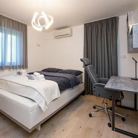 Mihaela-1 By Interhome Appartement